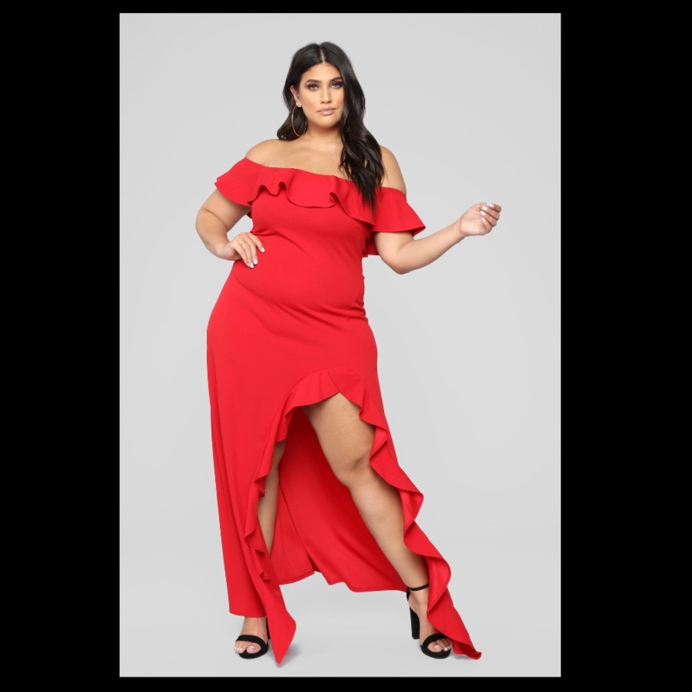 Fashion Nova Chasin’ Love Ruffle Dress